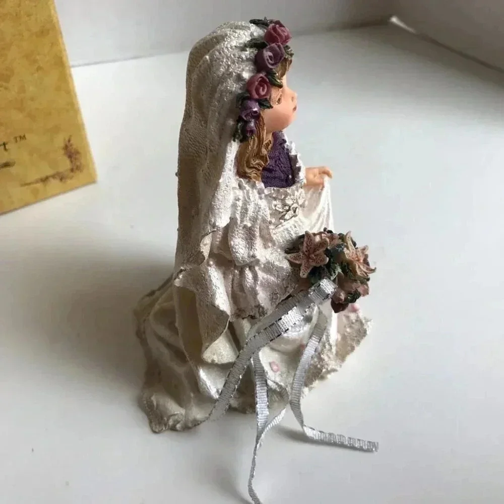 Yesterdays Child Heather Dress Rehearsal Figurine